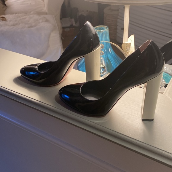 Fendi Shoes - Picture 11 of 17